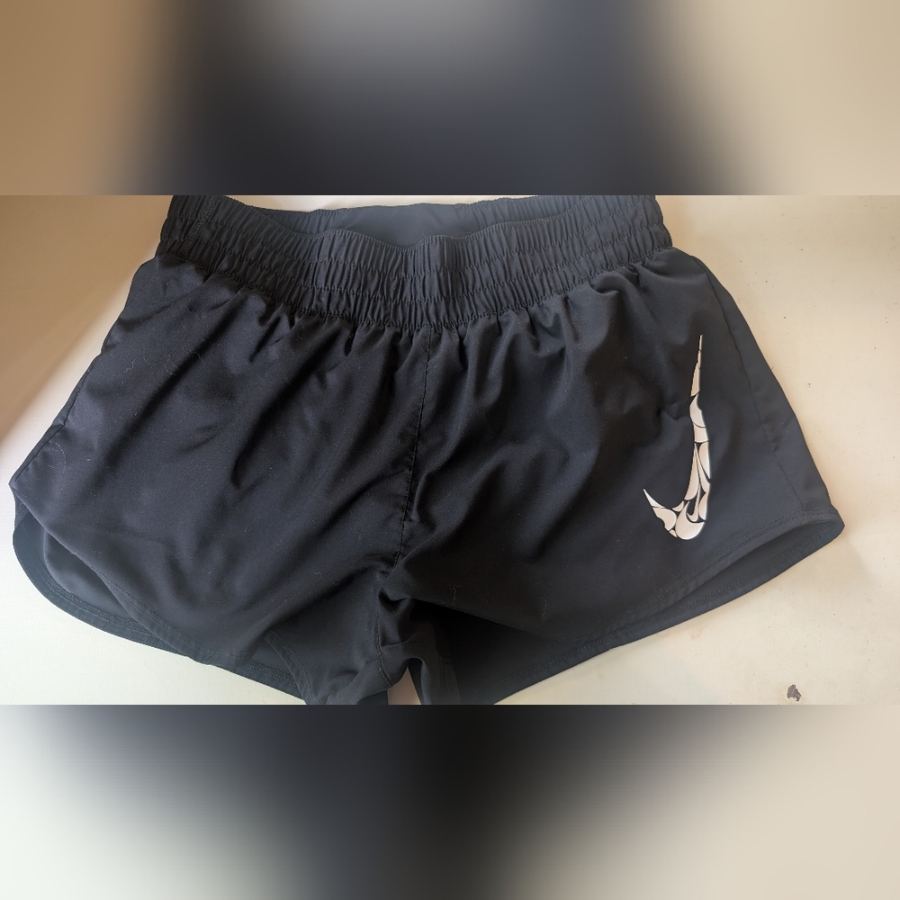 Nike Black Athletic Shorts Moisture-Wicking Performance Size M